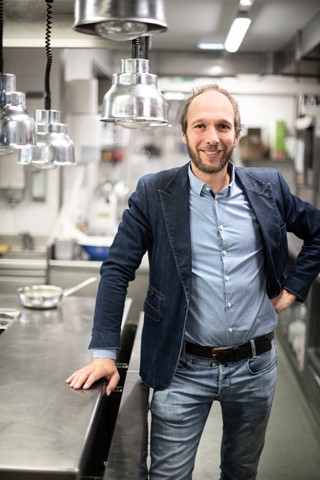 René Föger, Wirt und Gastgeber im Stern